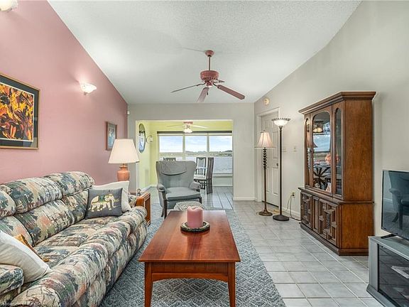 3rd image of 206 Stephen Dr #206