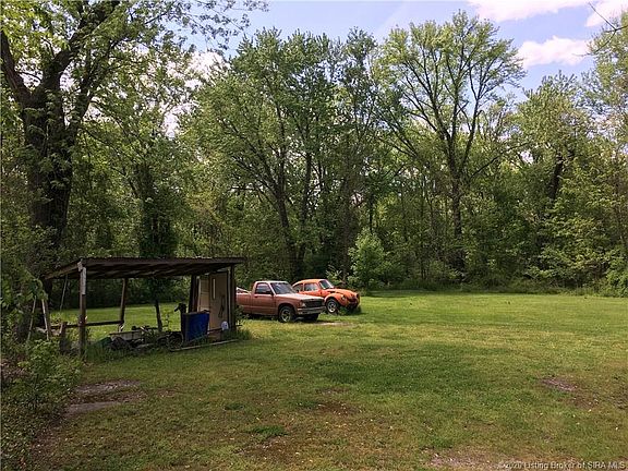 3rd image of 113 Walnut Grove Dr