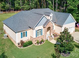 630 Kenway Loop, Mooresville, NC 28117