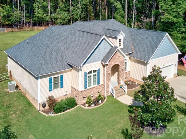 630 Kenway Loop, Mooresville, NC 28117