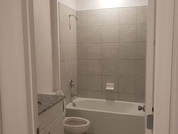 4th image of 34218 Rogallo Ln