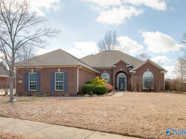 2231 Towne Park Dr SW, Huntsville, AL 35803