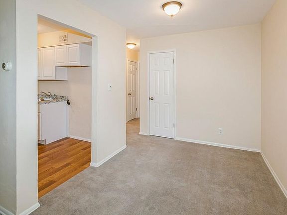 3rd image of 12919 144th St #2