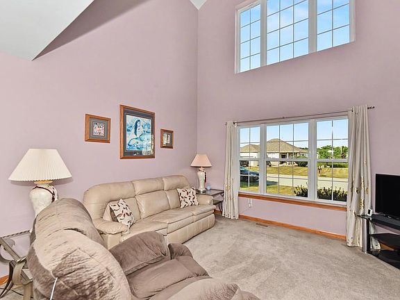 5th image of 7916 Whitetail DRIVE