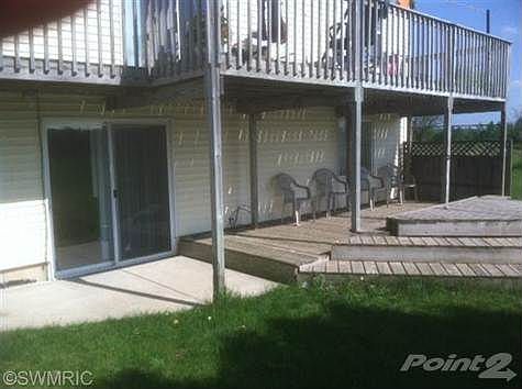 2nd image of 4011 Lakeview Dr