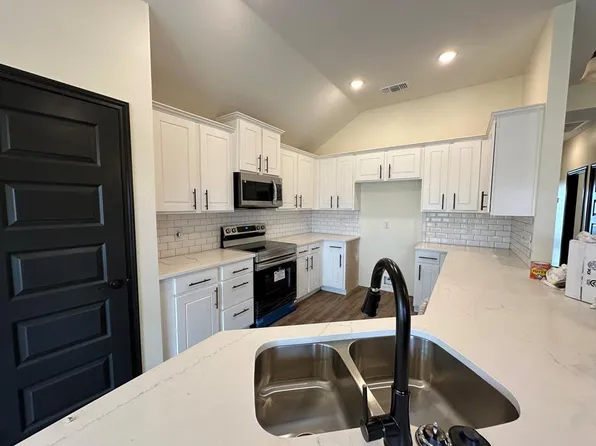 1913 Lamplighter Ln, San Angelo, TX 76904