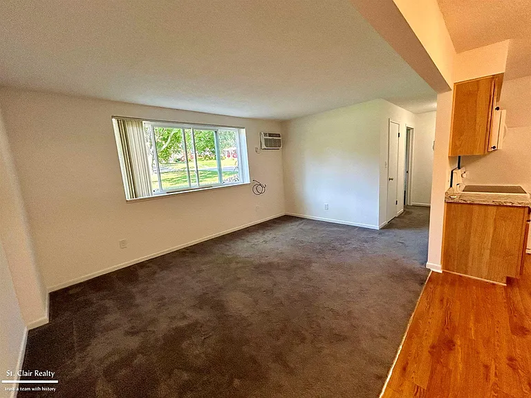 1637 S Riverside Ave #1 — Photo 9