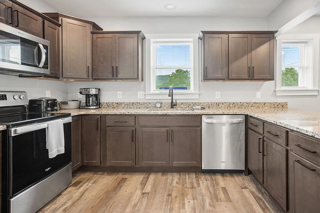 2 bed, 2.5 bath, 1250 sqft, $1,250 — Photo 4