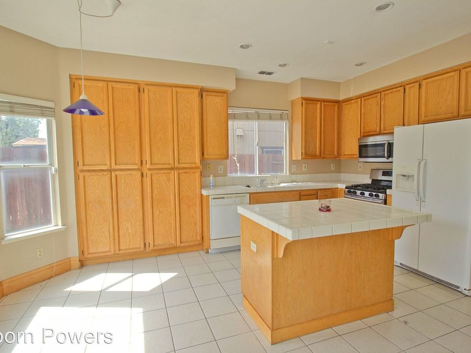 1st image of 4738 Careo Dr