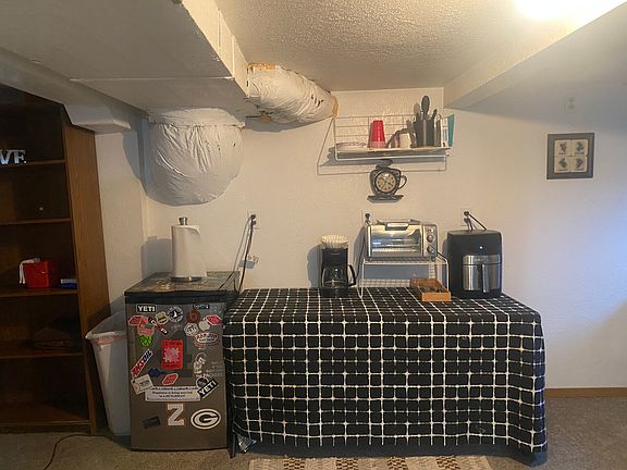 5th image of 1101 Maple Way
