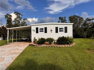 88 Sun Cir, Fort Myers, FL 33905