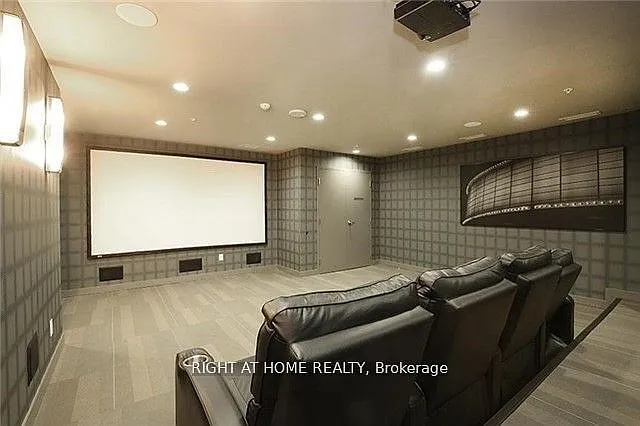 295 Adelaide St W #722 — Photo 16