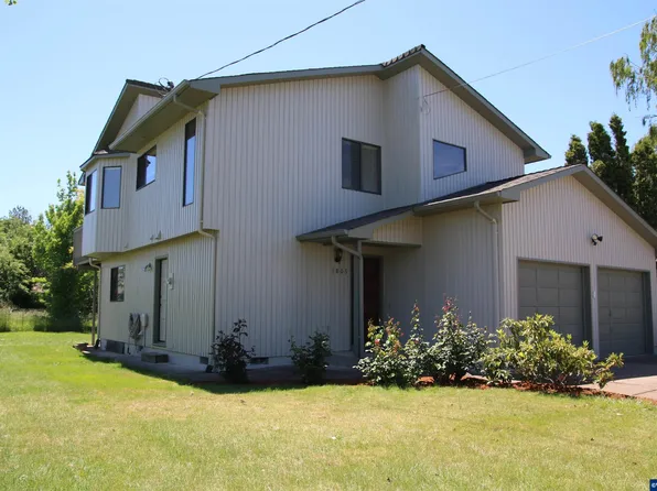 1803 Ash St, Philomath, OR 97370