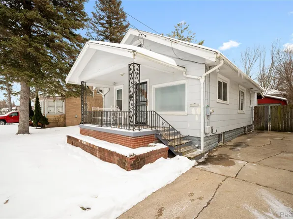 1734 Missouri Ave, Flint, MI 48506