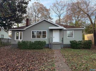 1903 Enolam Blvd SE, Decatur, AL 35601