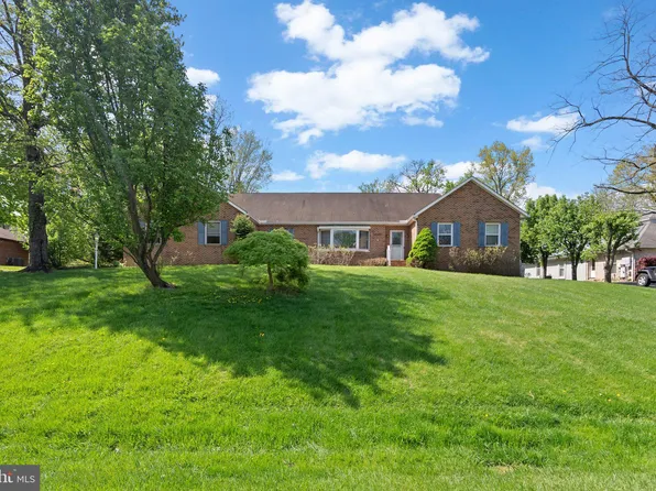 2705 Martello Dr, Silver Spring, MD 20904