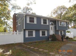 168 Dakota Ave #UPSTAIRS, Bay Shore, NY