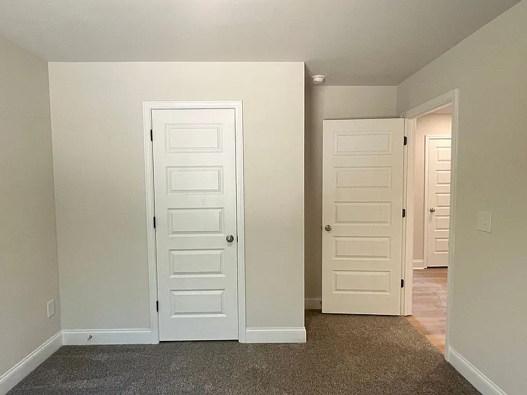 176 Country World Dr — Photo 13