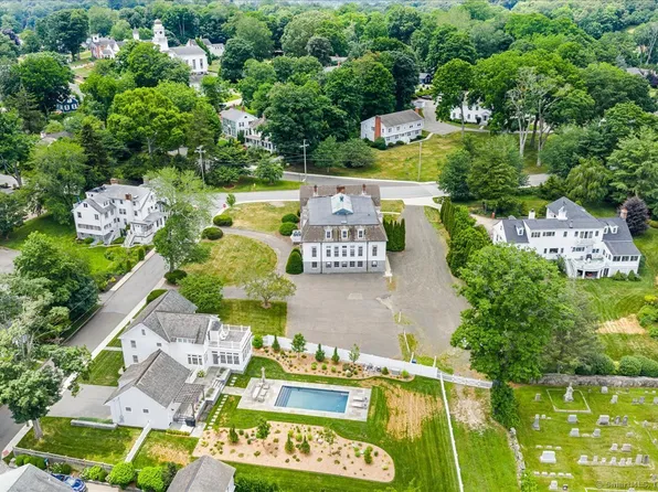 31 North Main Street, Essex, CT 06426