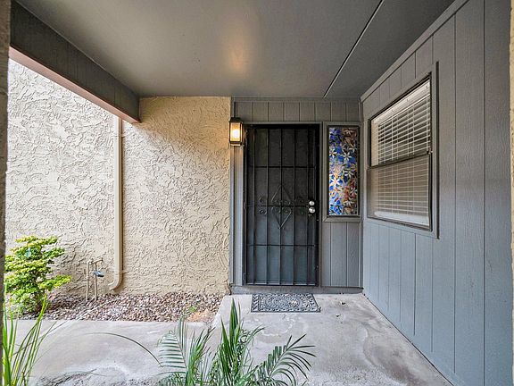 2nd image of 1730 W Emelita Ave APT 1096