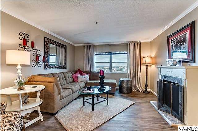 1st image of 2209 9th St APT 702