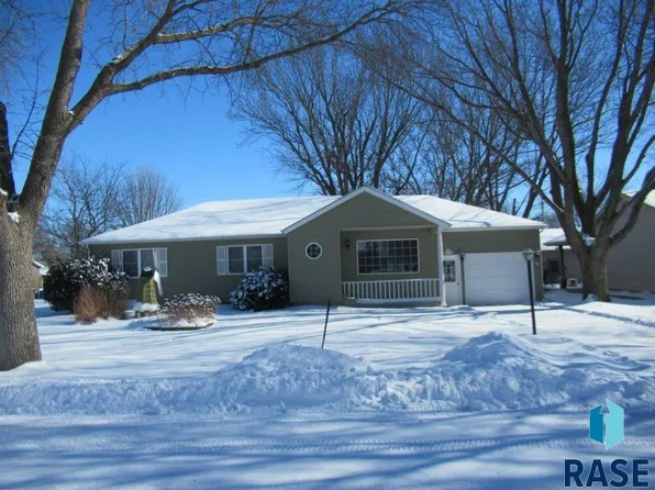 1220 1st Ave W, Edgerton, MN 56128