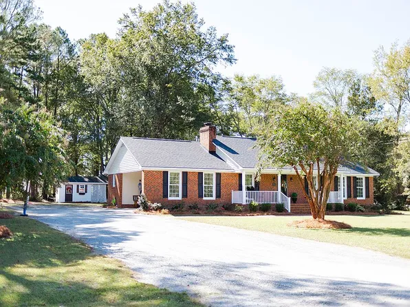 40 Fox Trace Ln, Salemburg, NC 28385