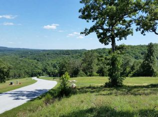 101 Arabian Way, Saddlebrooke, MO 65630