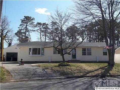 4th image of 6 Parkway Blvd