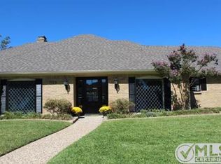 7123 Roundrock Rd, Dallas, TX 75248