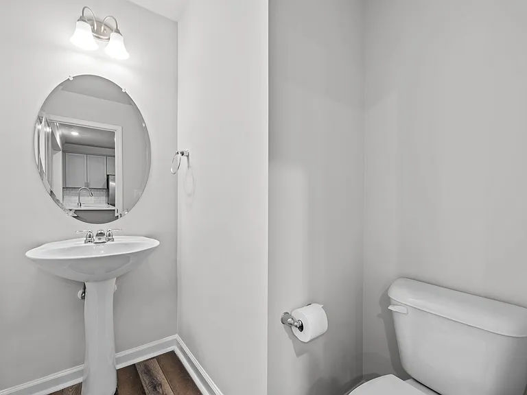 2145 Caen St — Photo 20