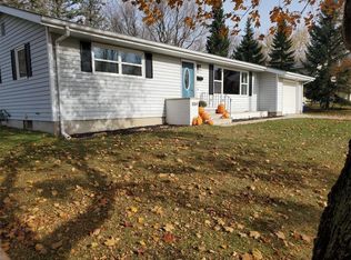 1004 1st St NE, Faribault, MN 55021