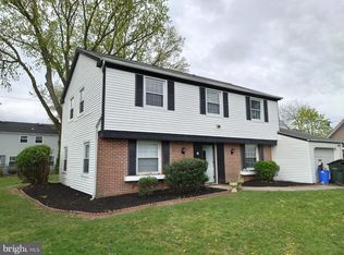 30 Peachfield Ln, Willingboro, NJ