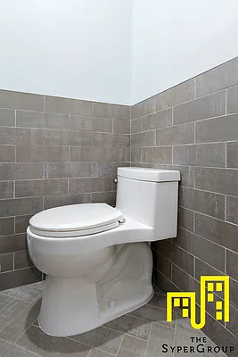 Rented by The Syper Group | media 15