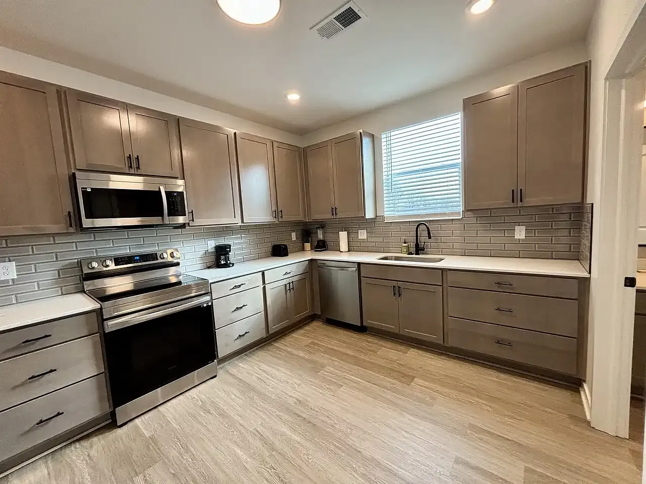 The Savrielle at Woodland Park — Photo 1