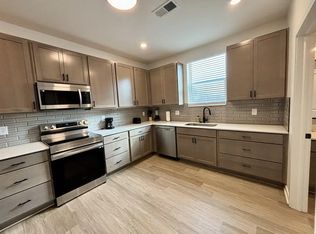 304 Woodland Ave #3B, Columbus, OH