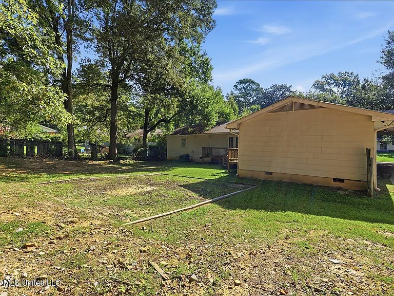 117 McCree Dr — Photo 41