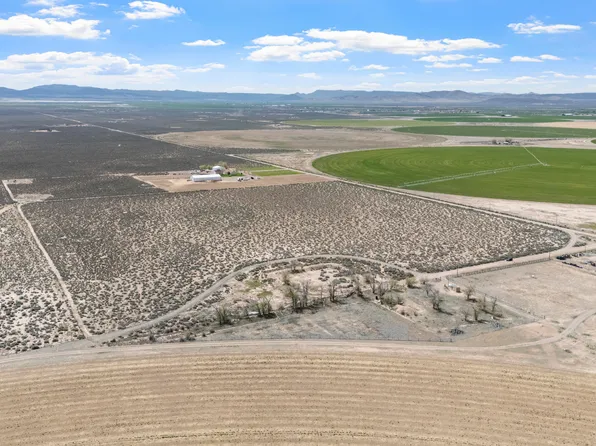 E 1369th, Beryl, UT 84714