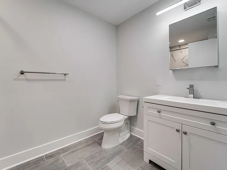 660 Grand St #313 — Photo 9