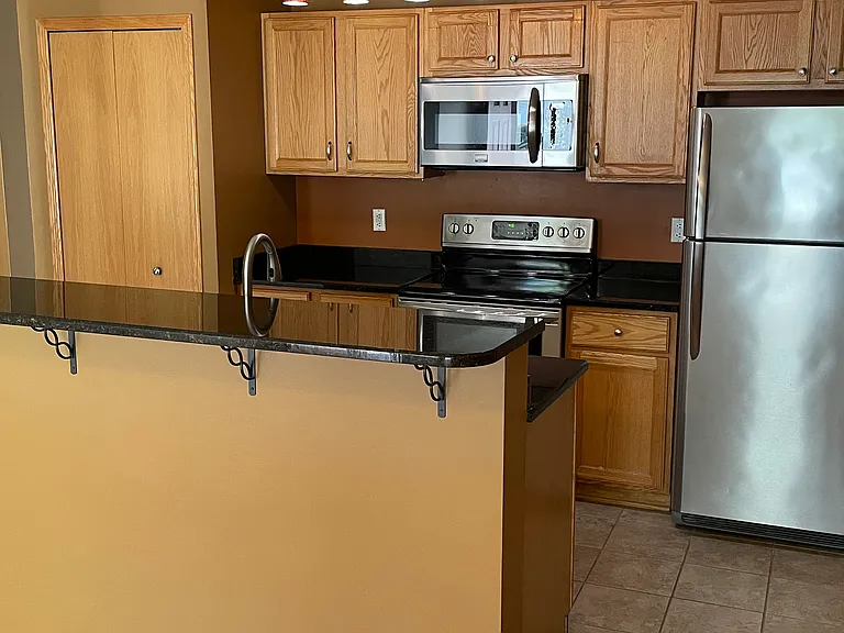 8333 Kimball Dr — Photo 7