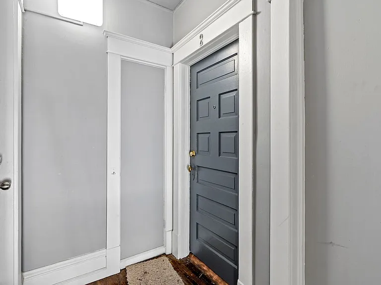 1707 W 8th Ave — Photo 4