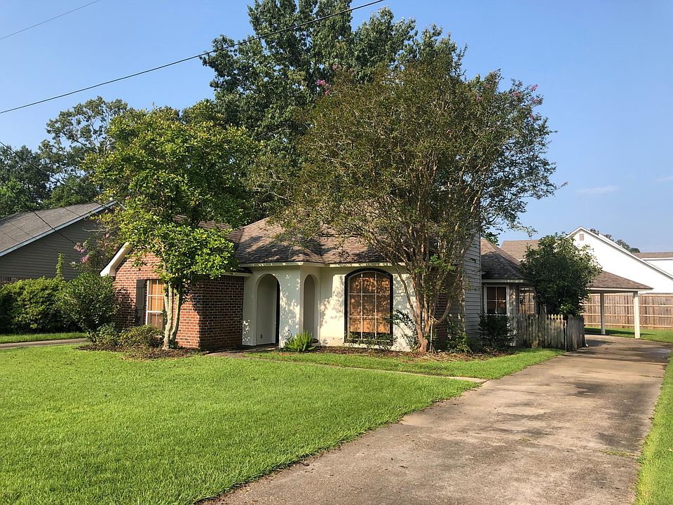 1st image of 17205 Northlake Dr
