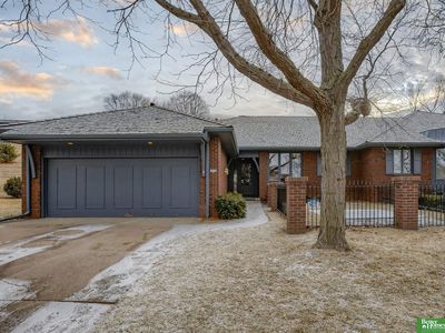 10122 Fieldcrest Dr, Omaha, NE, 68114