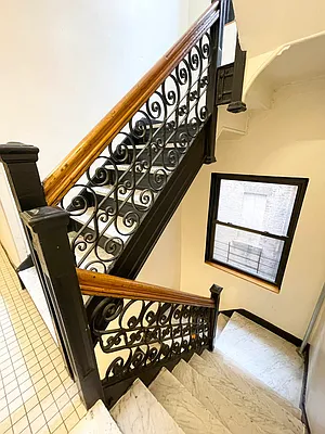 Rented by Jonis Realty | media 5