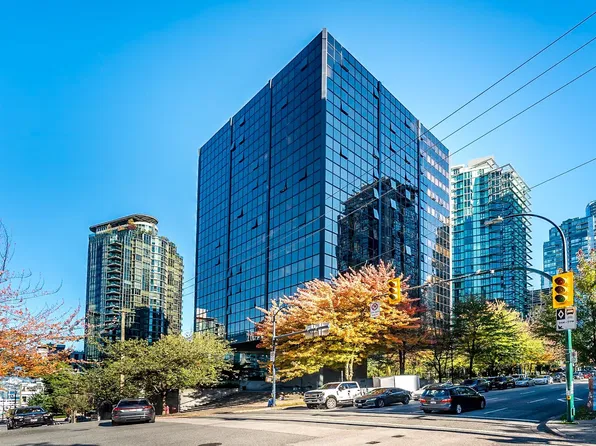 1333 Georgia St W #1113, Vancouver, BC V6E 4V3