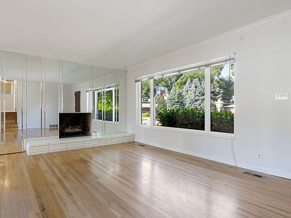 3rd image of 4025 S Golden Cir