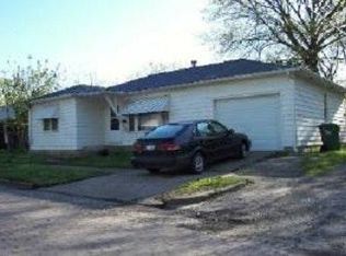310 S 16th St, Murphysboro, IL 62966