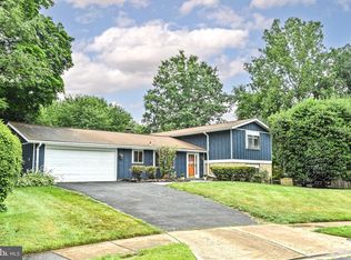 12539 Arnsley Ct, Herndon, VA 20171