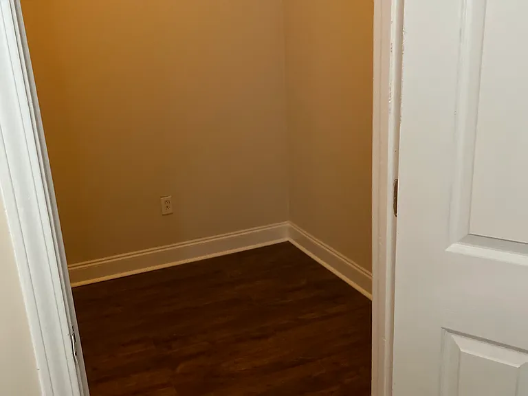 3564 Broxton Ln — Photo 9