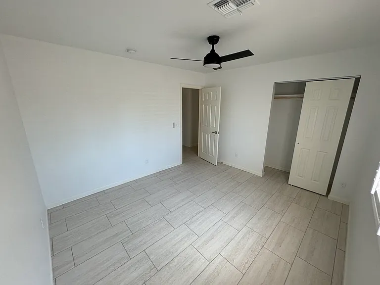 2062 E Orange St — Photo 17